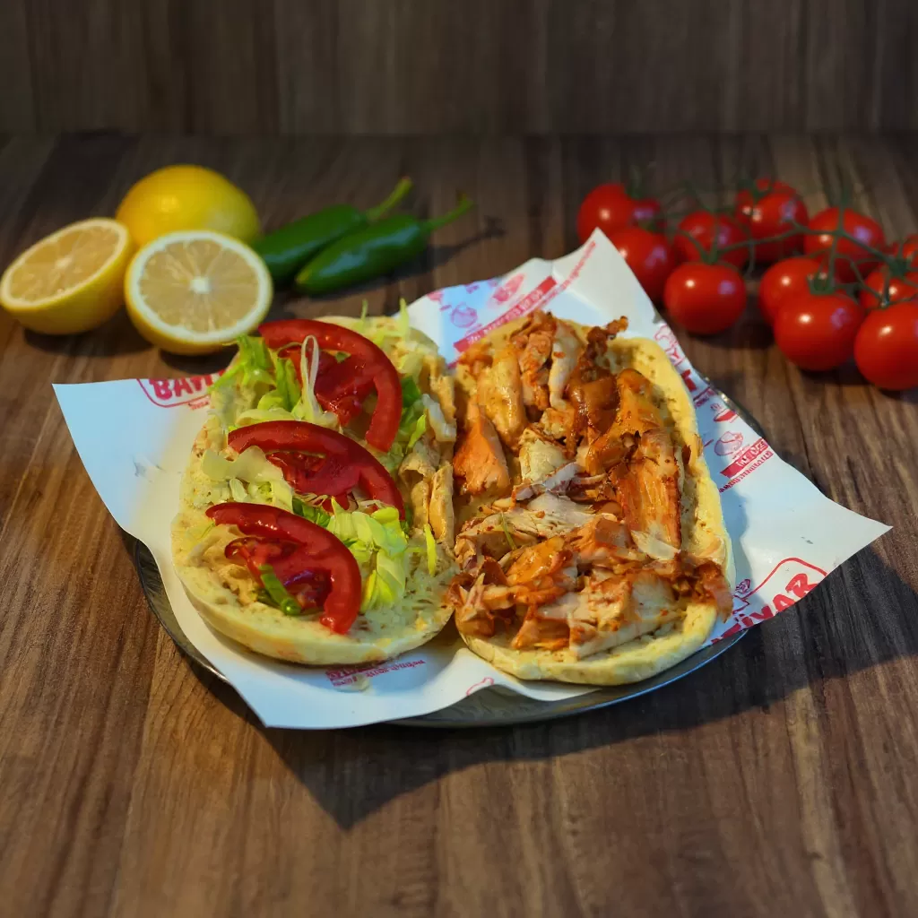 Tombik Ekmek Arası Tavuk Döner (70Gr)